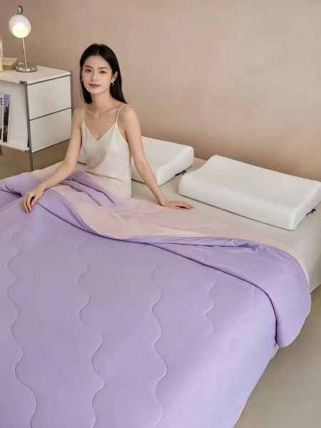 Cool-Touch Cooling Quilt, Cool-Touch Nylon Fabric